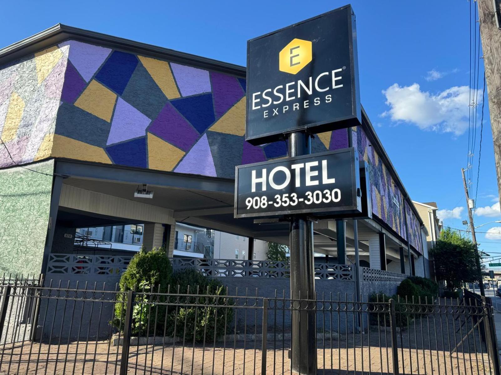Отель Essence Express Elizabeth Ewr Airport Экстерьер фото